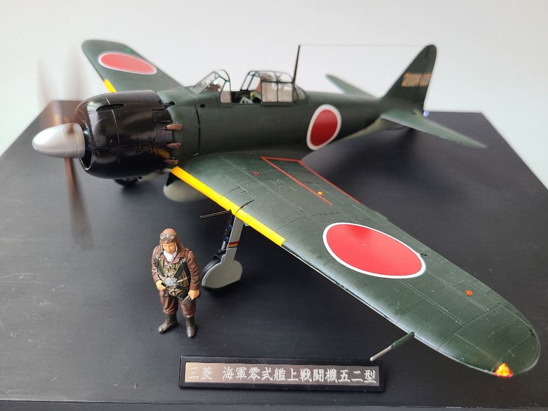 タミヤ 1/32 零式艦上戦闘機52型リアルモーターライズ 完成品 零戦